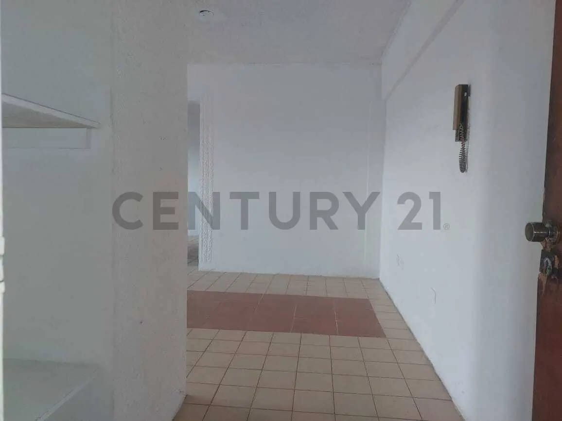 APARTAMENTO EN ALQUILER SANTA CRUZ - 2