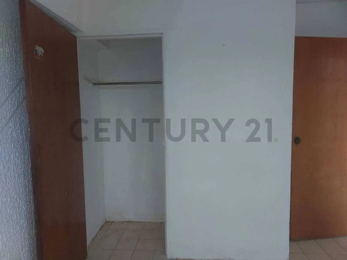 APARTAMENTO EN ALQUILER SANTA CRUZ - 3