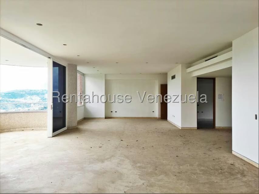 Apartamento (1 Nivel) en Venta en Colinas de Valle Arriba / Mirador de Los Campitos, Distrito Metropolitano - 4