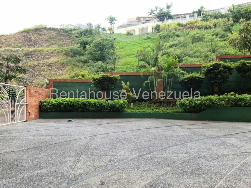 Apartamento (1 Nivel) en Venta en Colinas de Valle Arriba / Mirador de Los Campitos, Distrito Metropolitano - 36