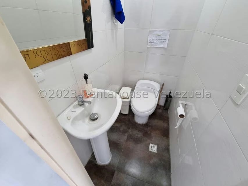 Comercial (Consultorio Medico) en Alquiler en San Bernardino, Distrito Metropolitano - 11