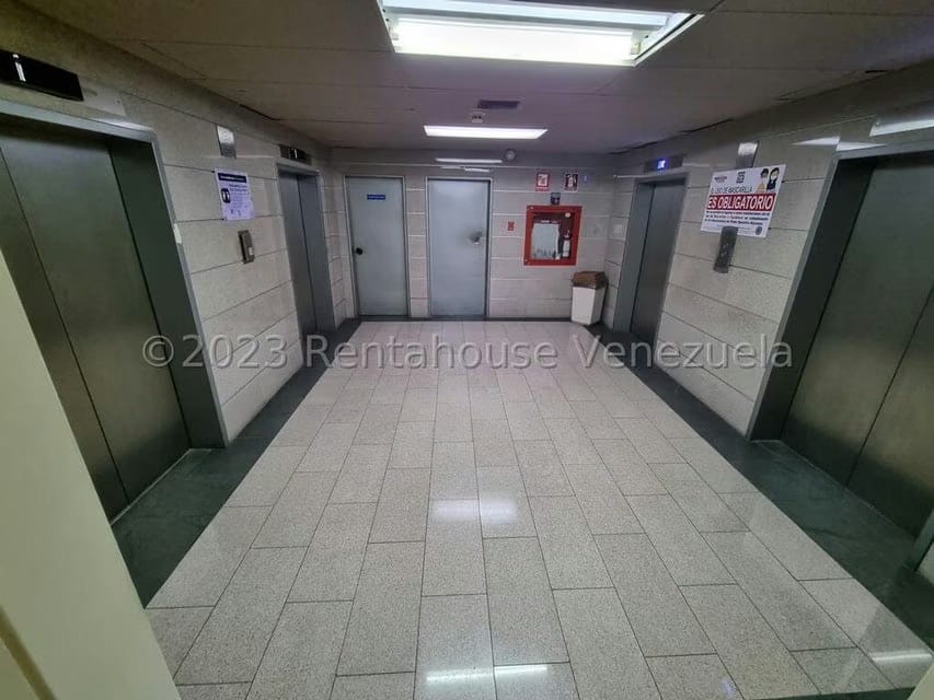 Comercial (Consultorio Medico) en Alquiler en San Bernardino, Distrito Metropolitano - 3