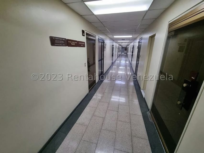 Comercial (Consultorio Medico) en Alquiler en San Bernardino, Distrito Metropolitano - 4