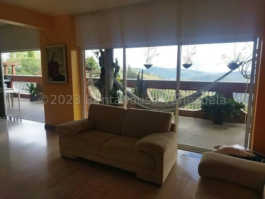 Casa (Multipes Niveles) en Venta en La Suiza, Miranda - 13