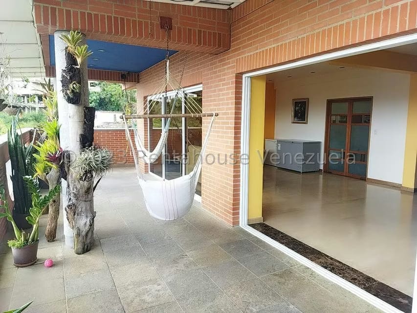 Casa (Multipes Niveles) en Venta en La Suiza, Miranda - 16