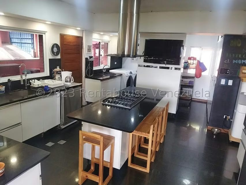 Casa (Multipes Niveles) en Venta en La Suiza, Miranda - 22