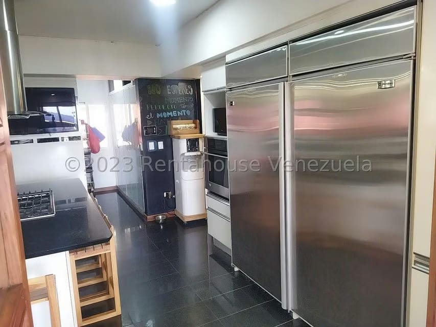 Casa (Multipes Niveles) en Venta en La Suiza, Miranda - 24