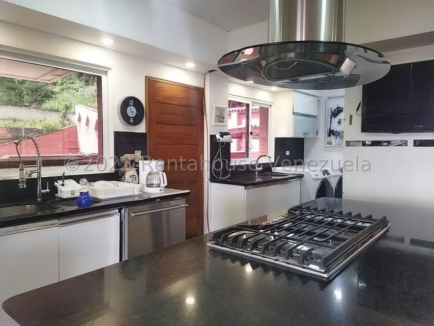 Casa (Multipes Niveles) en Venta en La Suiza, Miranda - 26