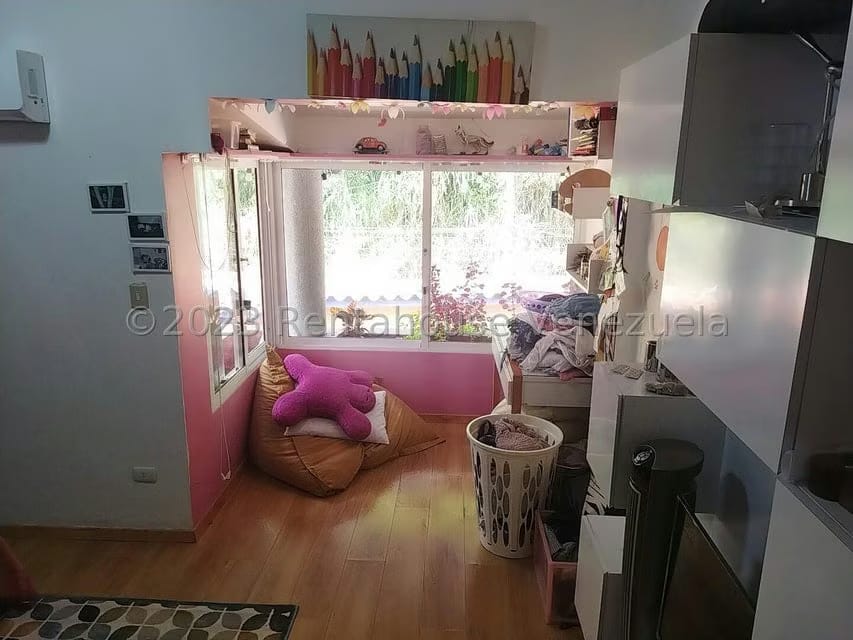 Casa (Multipes Niveles) en Venta en La Suiza, Miranda - 35