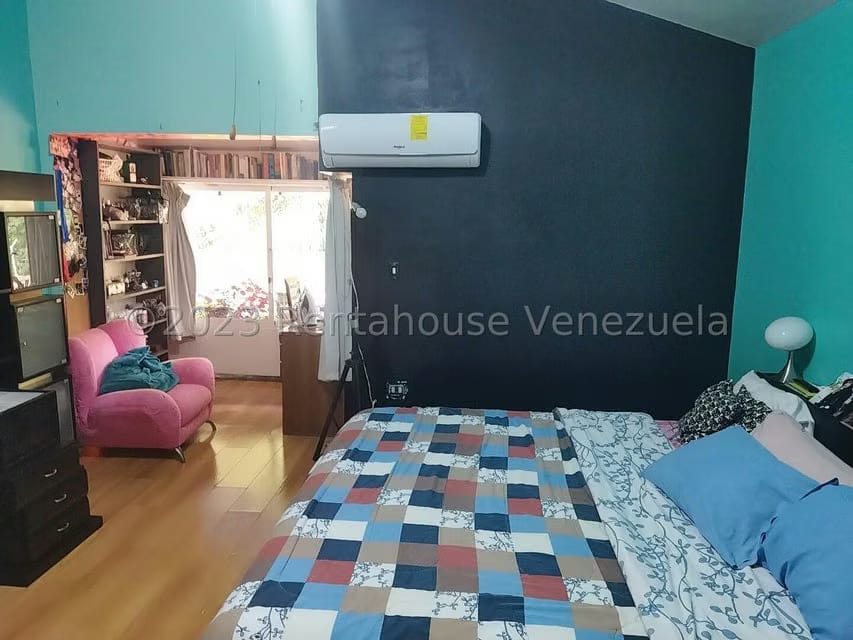Casa (Multipes Niveles) en Venta en La Suiza, Miranda - 40