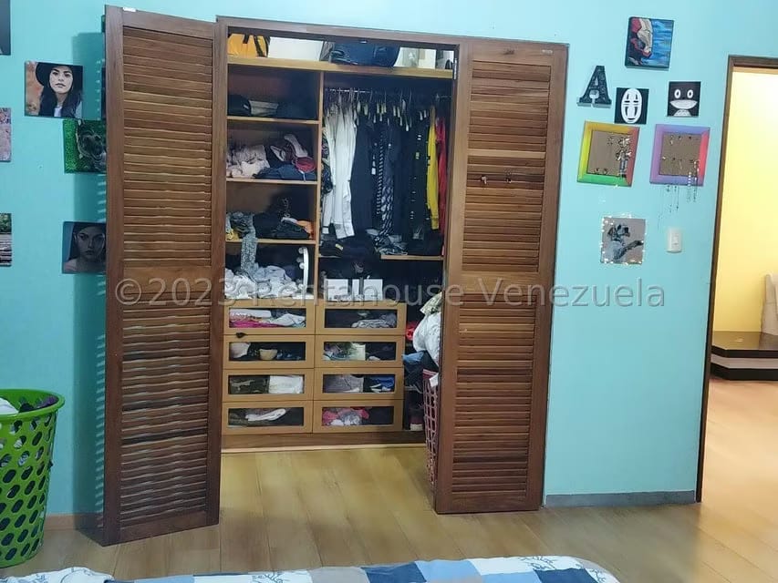 Casa (Multipes Niveles) en Venta en La Suiza, Miranda - 42