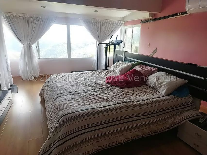 Casa (Multipes Niveles) en Venta en La Suiza, Miranda - 43