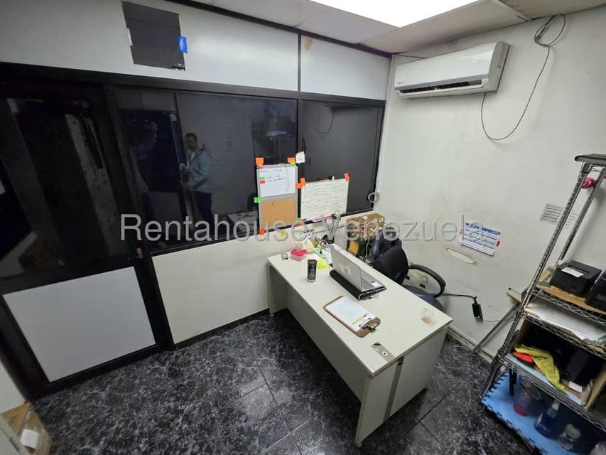 Comercial (Local Comercial) en Venta en Centro, Distrito Metropolitano - 19