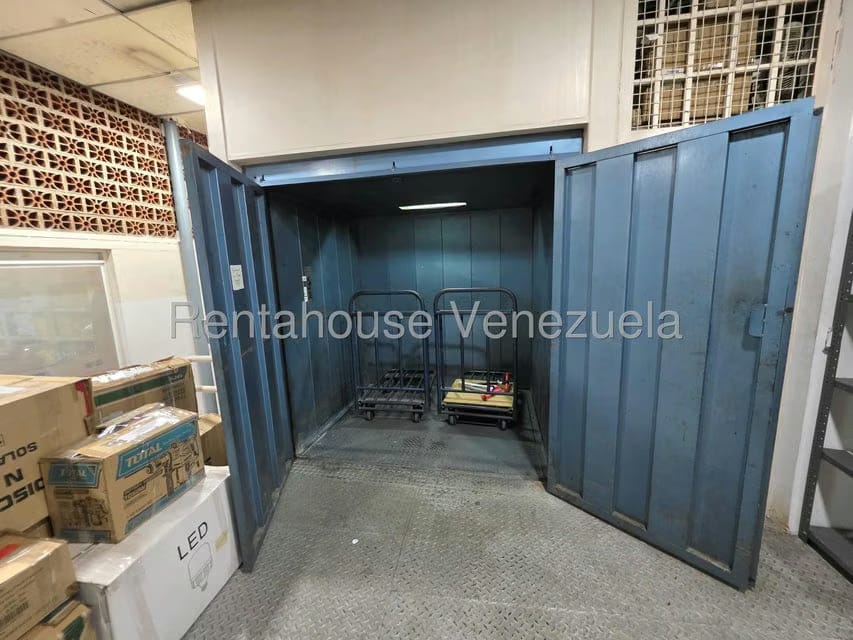 Comercial (Local Comercial) en Venta en Centro, Distrito Metropolitano - 29
