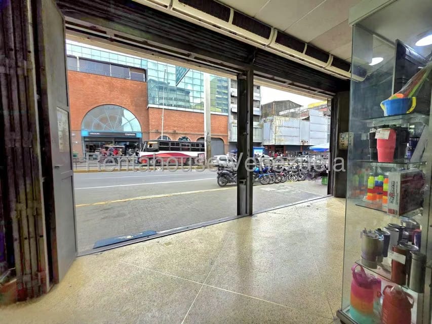 Comercial (Local Comercial) en Venta en Centro, Distrito Metropolitano - 4