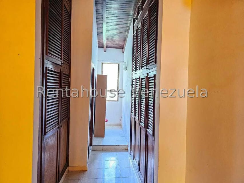 Casa (Duplex) en Venta en Picott, Miranda - 16