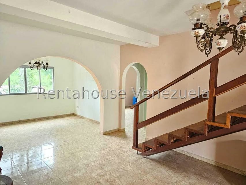 Casa (Duplex) en Venta en Picott, Miranda - 3