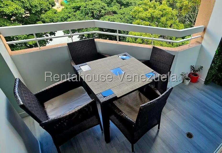 Apartamento (1 Nivel) en Alquiler en La Castellana, Distrito Metropolitano - 12