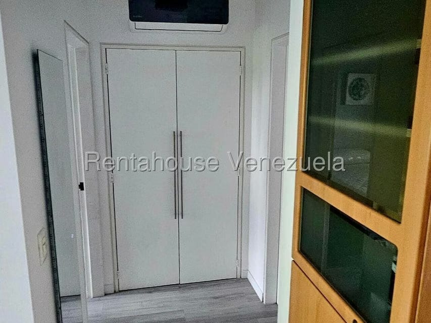 Apartamento (1 Nivel) en Alquiler en La Castellana, Distrito Metropolitano - 17