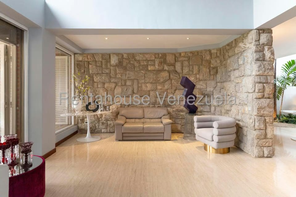 Casa (Duplex) en Venta en Alto Hatillo, Distrito Metropolitano - 12