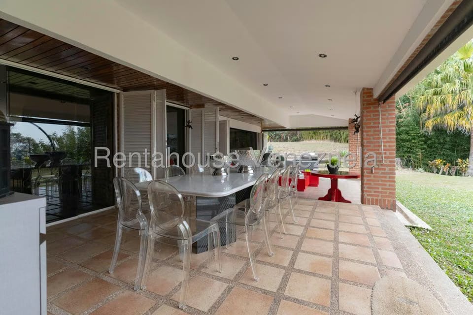 Casa (Duplex) en Venta en Alto Hatillo, Distrito Metropolitano - 22