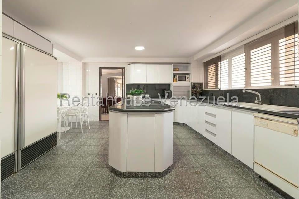 Casa (Duplex) en Venta en Alto Hatillo, Distrito Metropolitano - 34