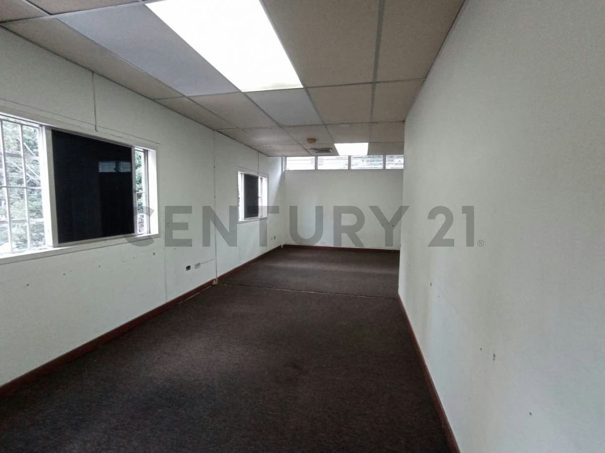 OFICINA EN VENTA EN PARQUE HUMBOLT - 4