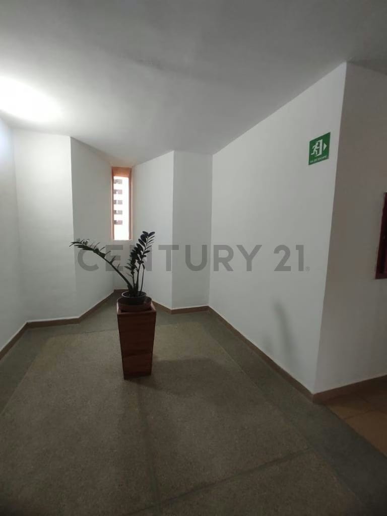 En Venta Apartamento en El Encantado - 2