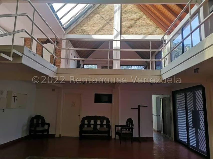 Casa (Multipes Niveles) en Venta en Oripoto, Distrito Metropolitano - 14
