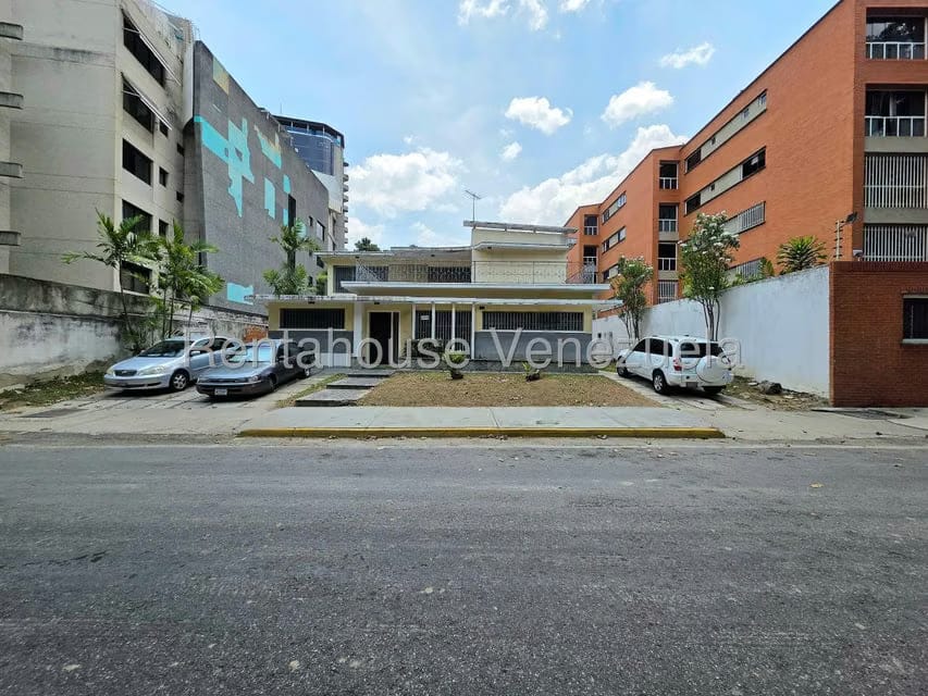 Terreno (Residencial) en Venta en Los Naranjos de Las Mercedes, Distrito Metropolitano - 2
