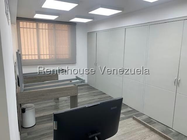 Apartamento (1 Nivel) en Venta en Los Palos Grandes, Distrito Metropolitano - 10