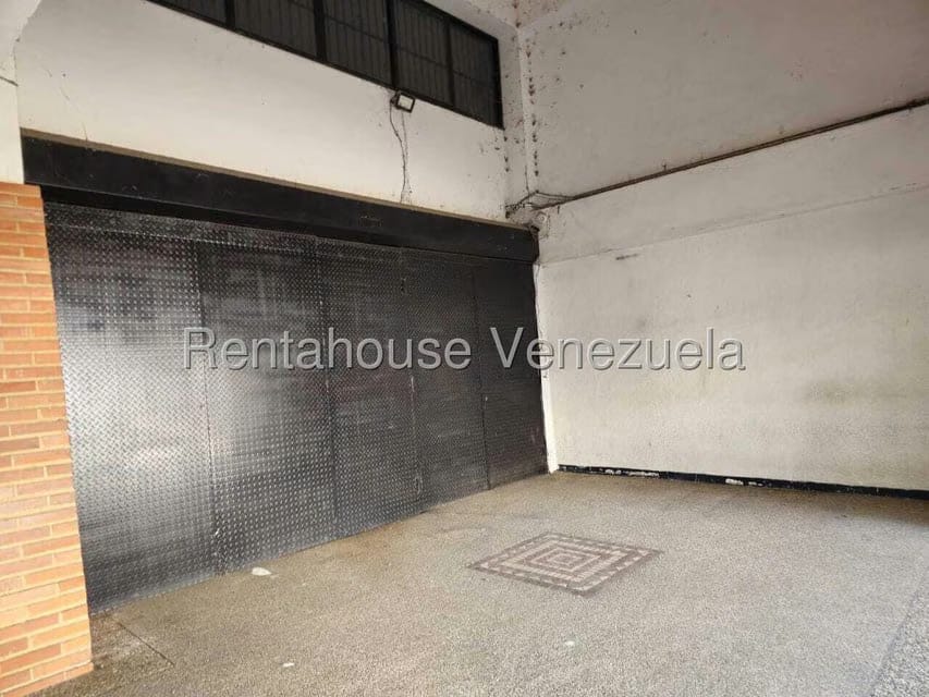 Comercial (Local Comercial) en Alquiler en El Paraiso, Distrito Metropolitano - 2
