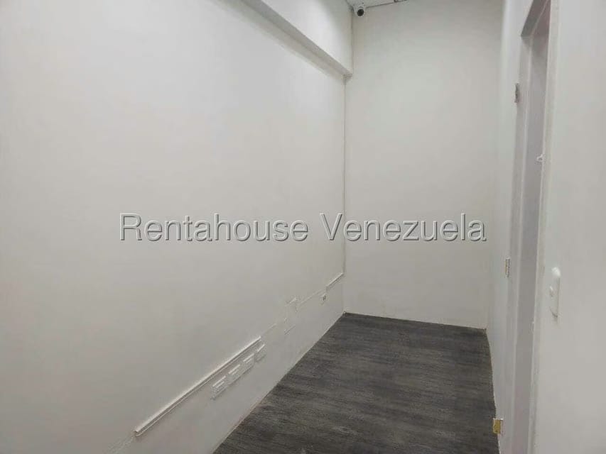 Comercial (Local Comercial) en Alquiler en El Paraiso, Distrito Metropolitano - 7