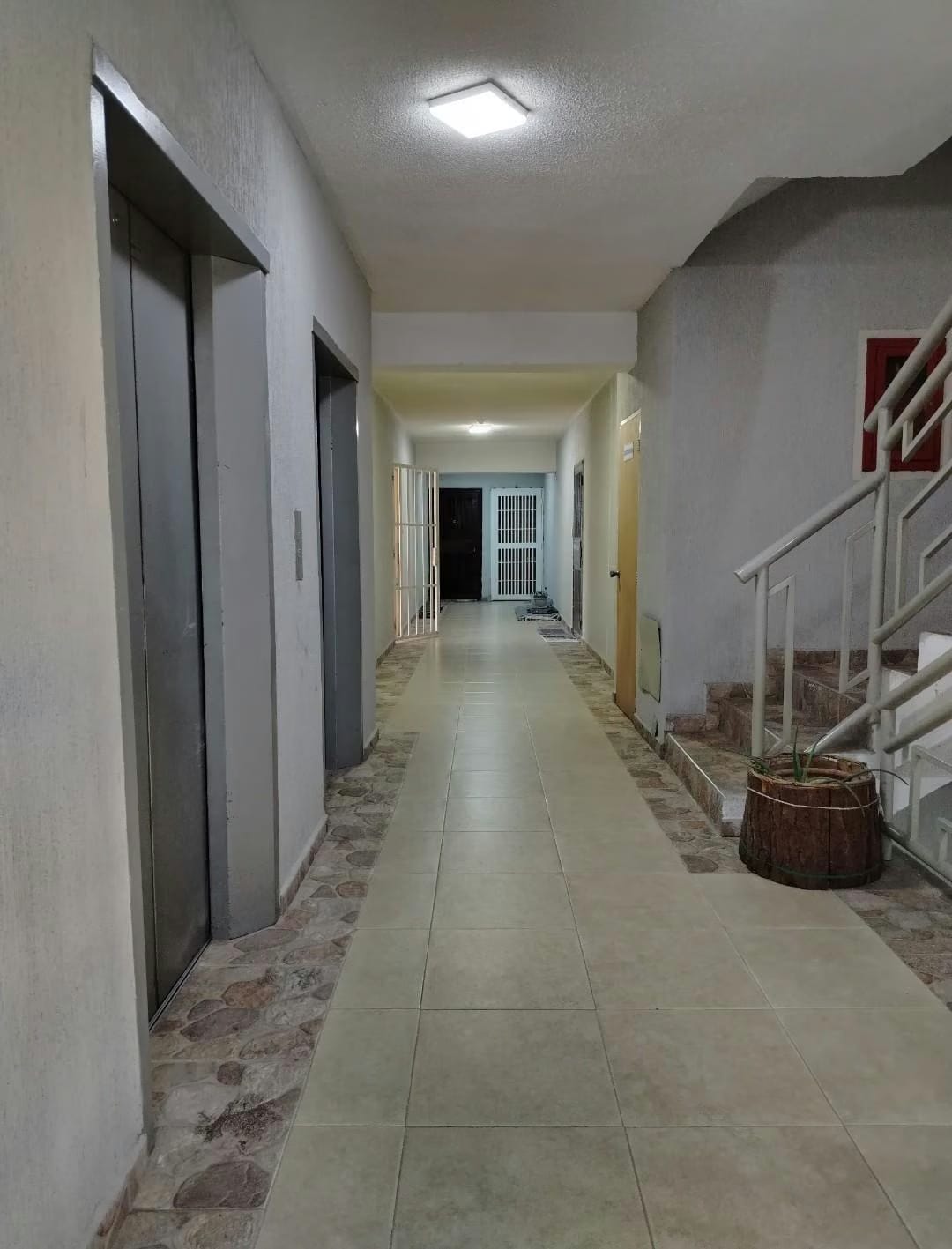 Apartamento en Venta - Centro de Maracay - Res. Sweda Palace - Maracay - Estado Aragua - 2