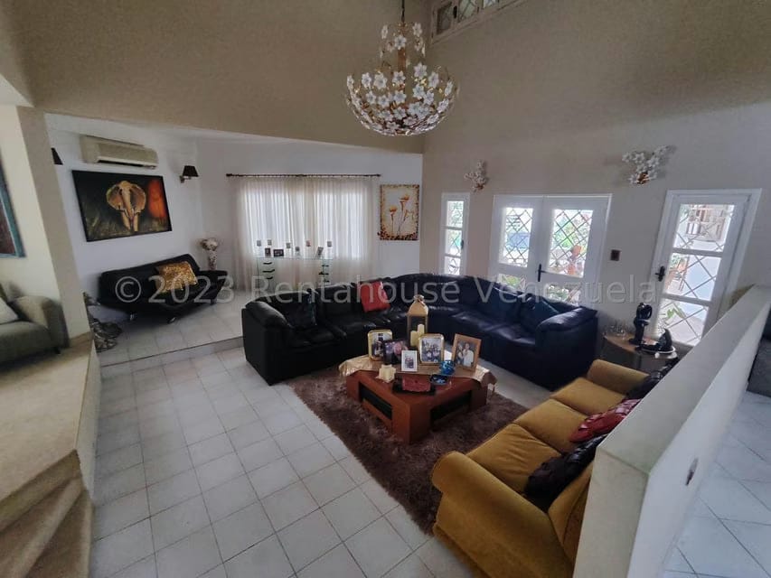 Casa (Multipes Niveles) en Venta en El Castaño (Zona Privada), Aragua - 12