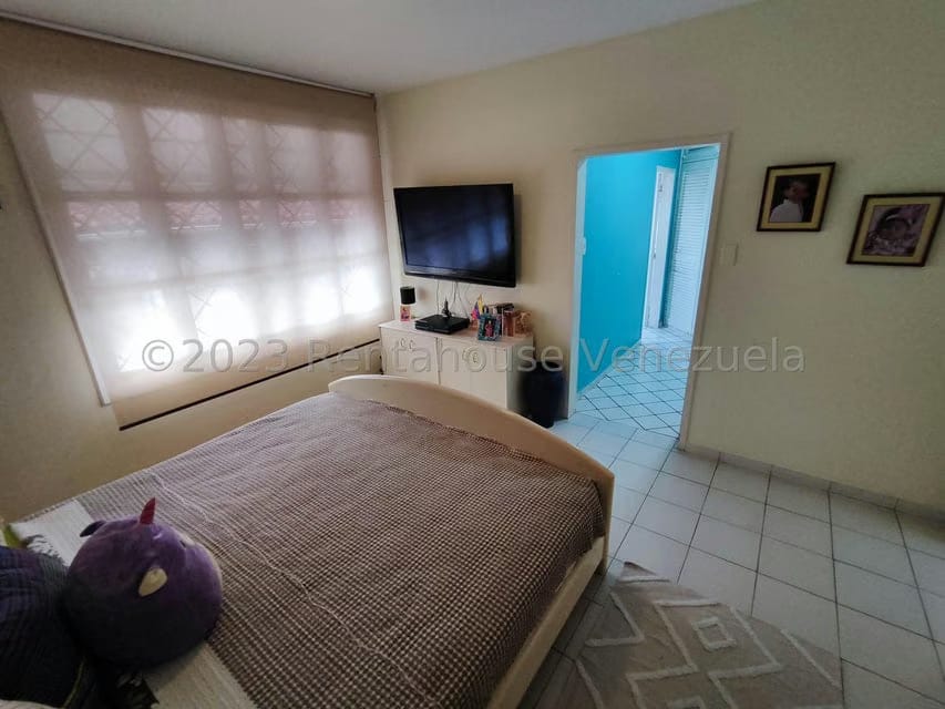 Casa (Multipes Niveles) en Venta en El Castaño (Zona Privada), Aragua - 37