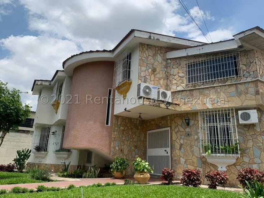 Casa (Duplex) en Venta en Las Delicias, Aragua