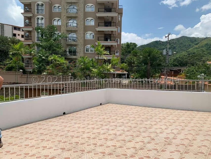 Casa (Duplex) en Venta en Las Delicias, Aragua - 43