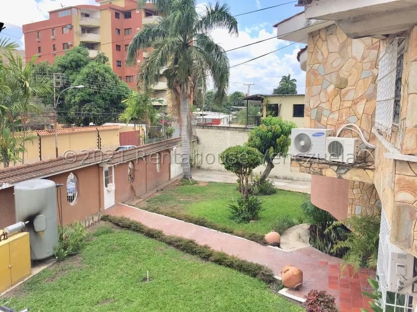 Casa (Duplex) en Venta en Las Delicias, Aragua - 46