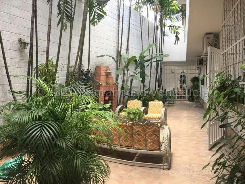 Casa (Duplex) en Venta en Las Delicias, Aragua - 52