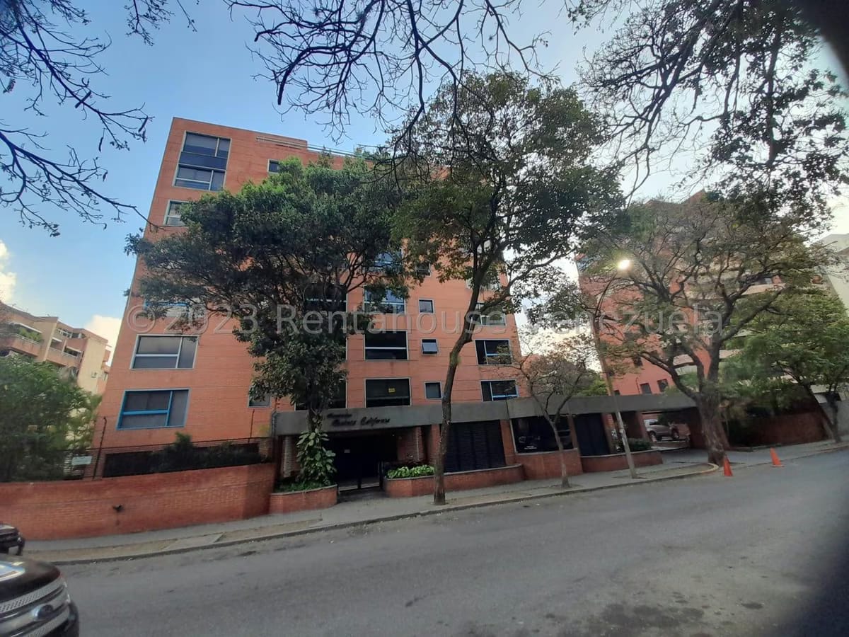 APARTAMENTO EN VENTA – ELENA MARIN NOBREGA