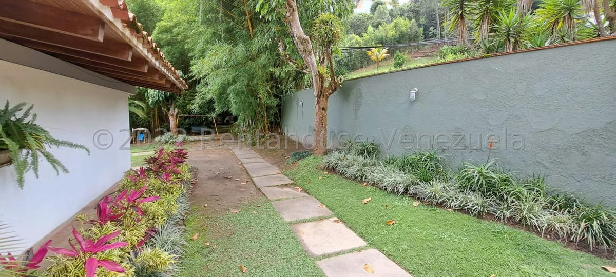 Casa (Multipes Niveles) en Venta en Alto Hatillo, Distrito Metropolitano - 16
