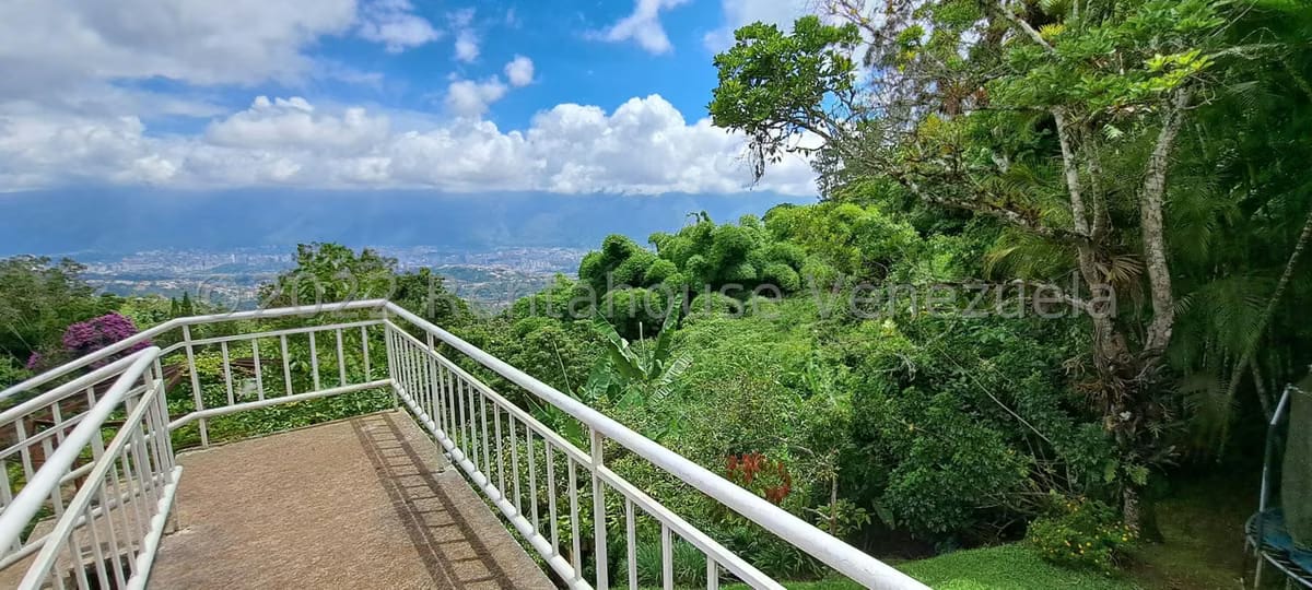 Casa (Multipes Niveles) en Venta en Alto Hatillo, Distrito Metropolitano - 18