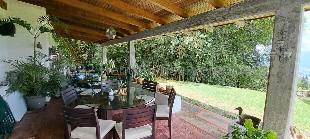 Casa (Multipes Niveles) en Venta en Alto Hatillo, Distrito Metropolitano - 21
