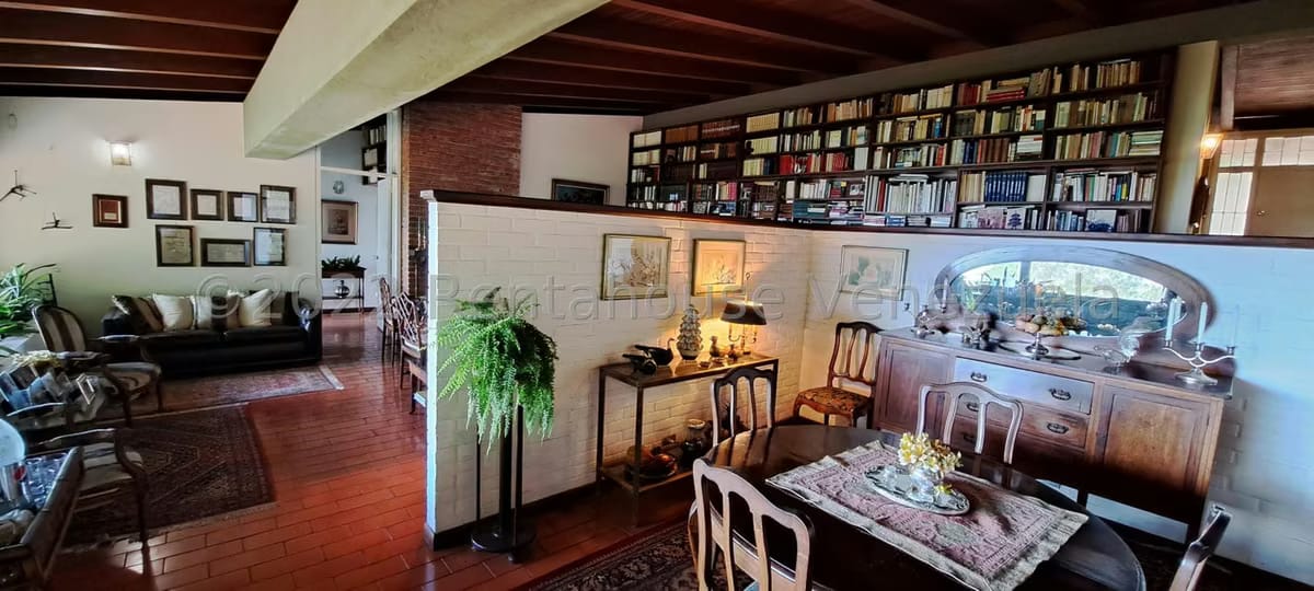 Casa (Multipes Niveles) en Venta en Alto Hatillo, Distrito Metropolitano - 4