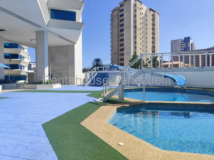 Apartamento (1 Nivel) en Alquiler en Costa Azul, Nueva Esparta