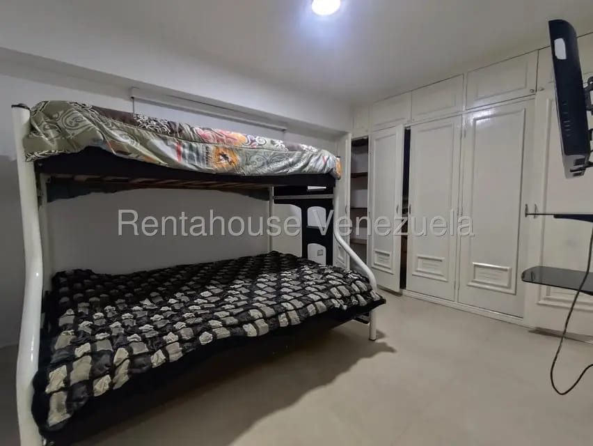 Apartamento (1 Nivel) en Alquiler en Costa Azul, Nueva Esparta - 11