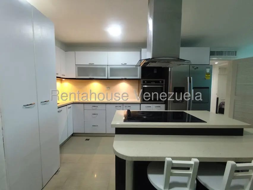 Apartamento (1 Nivel) en Alquiler en Costa Azul, Nueva Esparta - 3