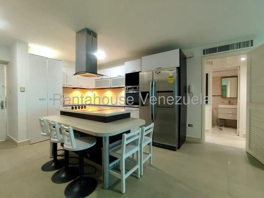Apartamento (1 Nivel) en Alquiler en Costa Azul, Nueva Esparta - 4