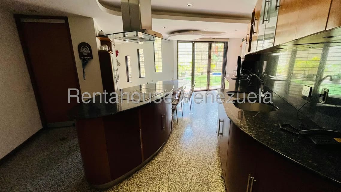 Apartamento (1 Nivel) en Venta en Los Samanes, Distrito Metropolitano - 2